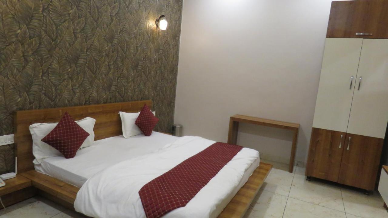 Raja Ji Hotels & Restaurant Jind Eksteriør bilde