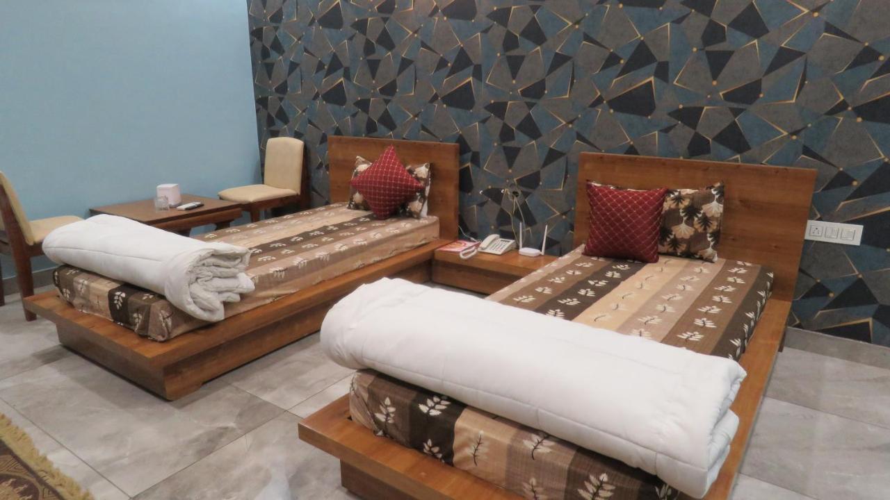 Raja Ji Hotels & Restaurant Jind Eksteriør bilde